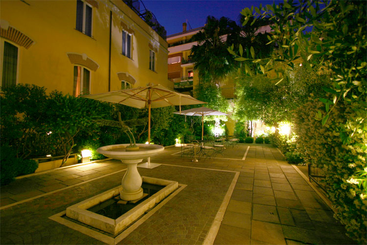 rome italy hotel reservation