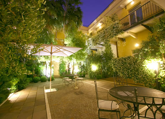 rooms rome